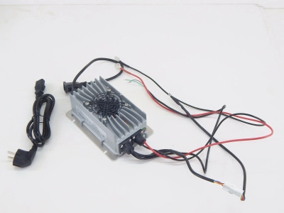 Зарядное устройство для штабелёров WS/IWS 24V/15A (Charger)