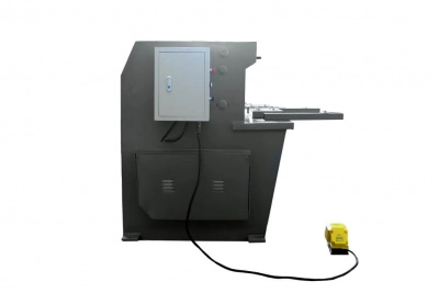 Электромеханическая гильотина Metal Master ETG 1330E