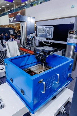 Электроэрозионный многопроходной проволочно-вырезной станок MetalTec DK 7745