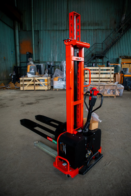 Штабелер самоподъемный 0,5 т 1,5 м TOR CDD05B самоходный