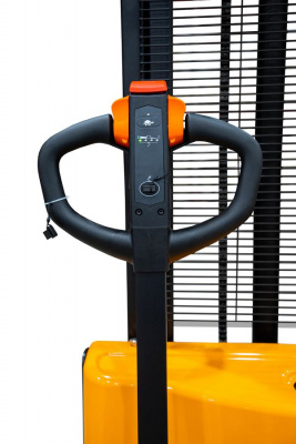 Штабелер самоходный 1,2 т 3,0 м TOR CQDA1230-EL 24/65 В/Ач