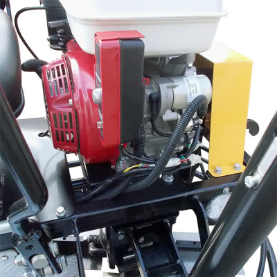 Затирочная машина бензиновая GROST ZMD-750