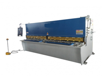 Ножницы гильотинные гидравлические Metal Master HCJ 2060 Е