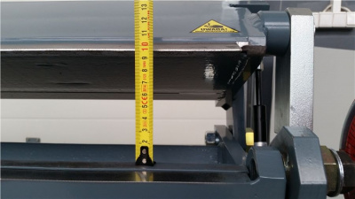 Листогиб ручной усиленный Decker X7-4250/1 мм