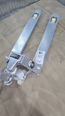 Тележка гидравлическая оцинкованная 2500 кг 1150 мм нейлоновые колеса TOR WH-25G