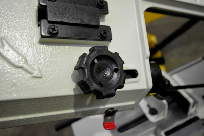 Ручной ленточнопильный станок по металлу METAL MASTER BSG-110