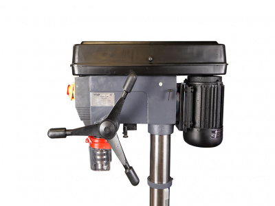 Вертикально-сверлильный станок MetalMaster M 25