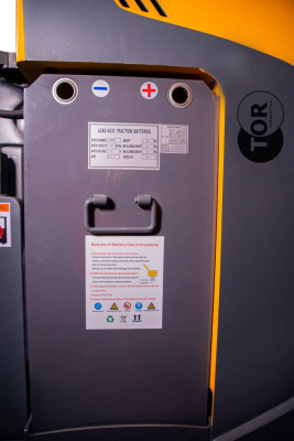 Ричтрак электрический с кабиной XILIN 2,0 т 8,6 м CQD20-D с камерой (ручной клапан)