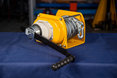 Лебедка ручная TOR ЛТ-0,5 (JHW) г/п 0,5 т длина троса 40 м