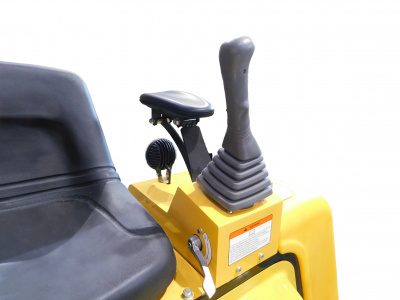 Затирочная машина бензиновая GROST ZMD-1200H