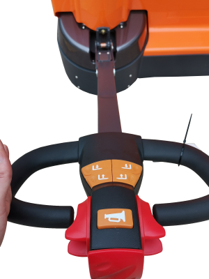 Штабелер самоходный GROST HLP 15/35M